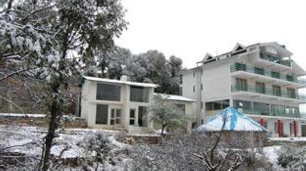 Natureraga Fernhill Resort Chail Exteriér fotografie