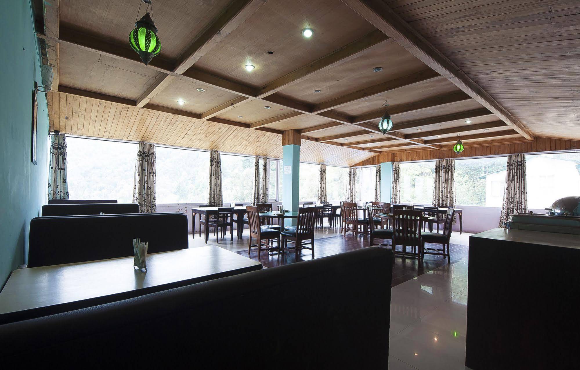 Natureraga Fernhill Resort Chail Exteriér fotografie