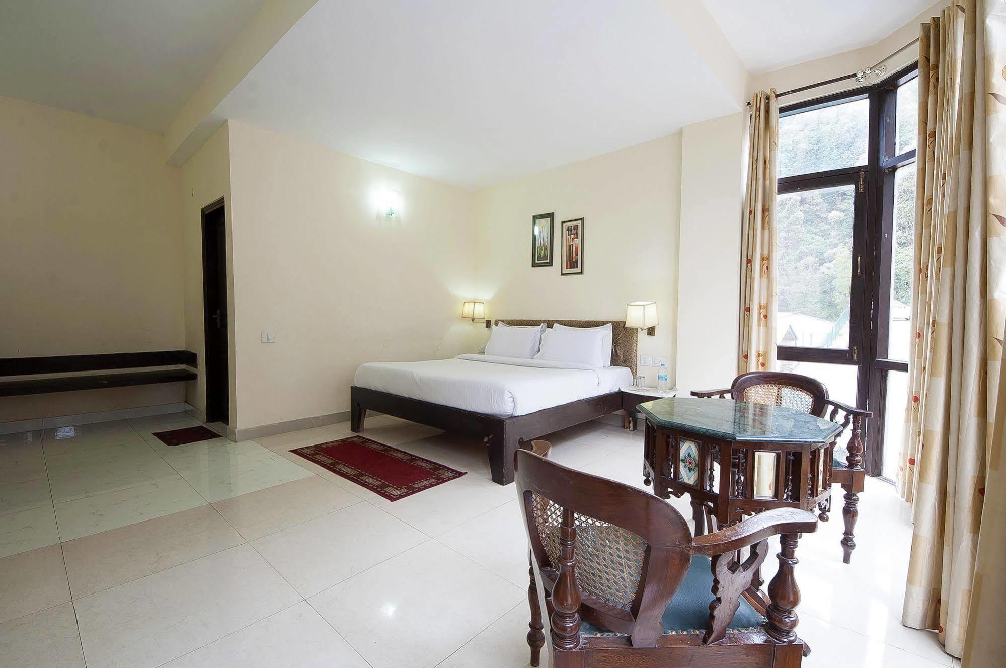 Natureraga Fernhill Resort Chail Exteriér fotografie